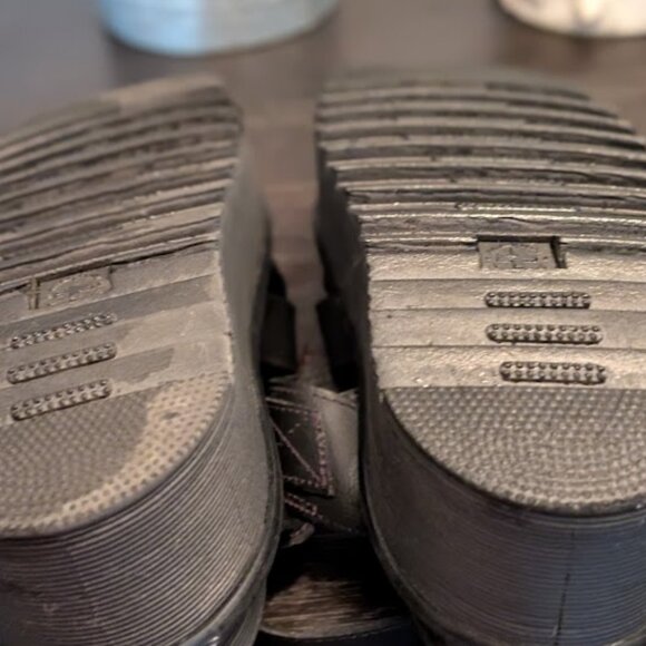 S9 DR MARTENS VOSS II QUAD SANDAL - Picture 4 of 6